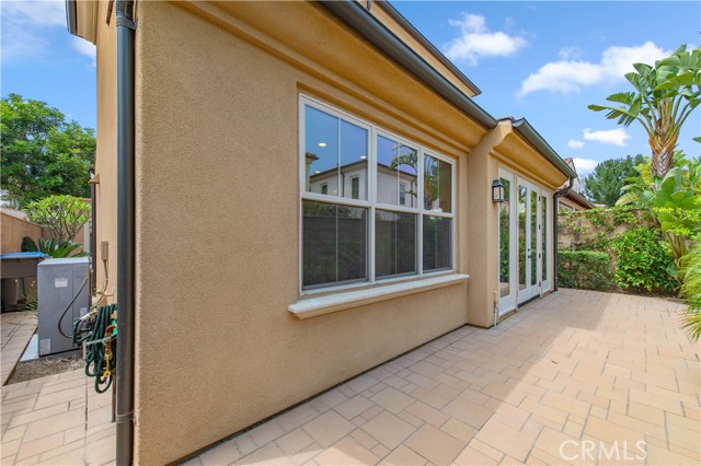 85 Birmingham, Irvine CA: https://media.crmls.org/medias/e74868c3-9b87-48b8-a26c-e35864152e6c.jpg