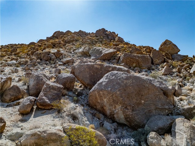 Detail Gallery Image 17 of 28 For 7099 Canyon Rd, Twentynine Palms,  CA 92277 - – Beds | – Baths