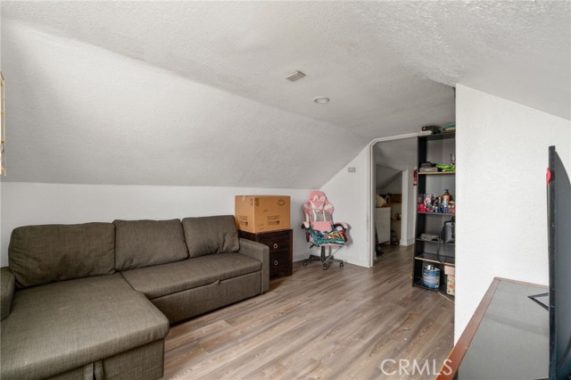 Detail Gallery Image 23 of 29 For 2025 N F St, San Bernardino,  CA 92405 - 2 Beds | 1 Baths