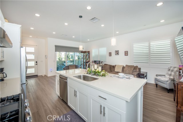 Detail Gallery Image 11 of 45 For 4460 S Forsyth Paseo, Ontario,  CA 91762 - 3 Beds | 2/1 Baths