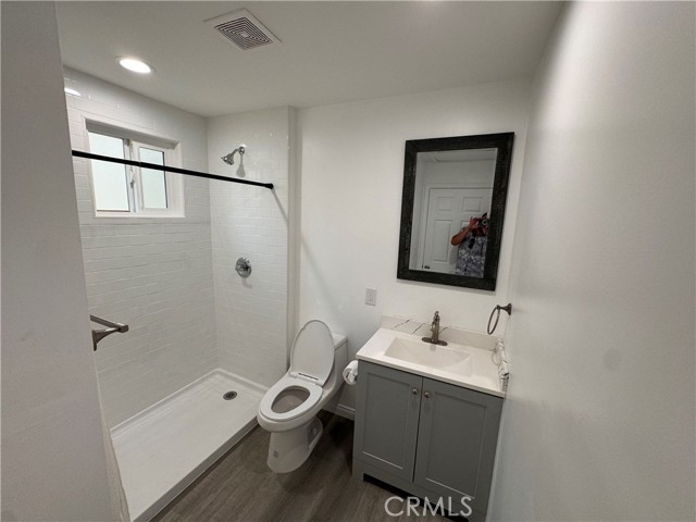 Detail Gallery Image 8 of 27 For 108 W 84th St, Los Angeles,  CA 90003 - – Beds | – Baths