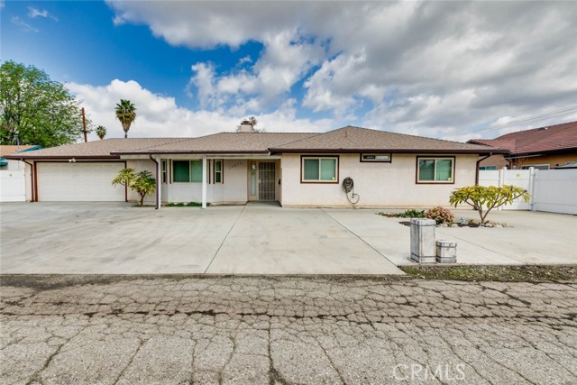 15475 Rochlen Street, Hacienda Heights, California 91745, 4 Bedrooms Bedrooms, ,2 BathroomsBathrooms,Single Family Residence,For Sale,Rochlen,CV25034341