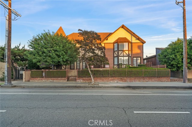 Front Image Thumbnail for CRSR25269658