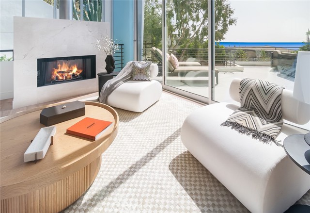 Detail Gallery Image 8 of 32 For 468 Ashton Dr, Laguna Beach,  CA 92651 - 4 Beds | 4/1 Baths