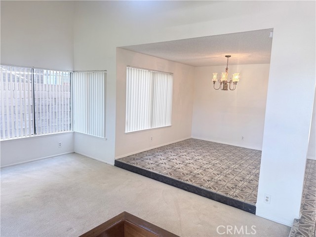 Detail Gallery Image 4 of 11 For 46 Christamon, Irvine,  CA 92620 - 4 Beds | 2/1 Baths