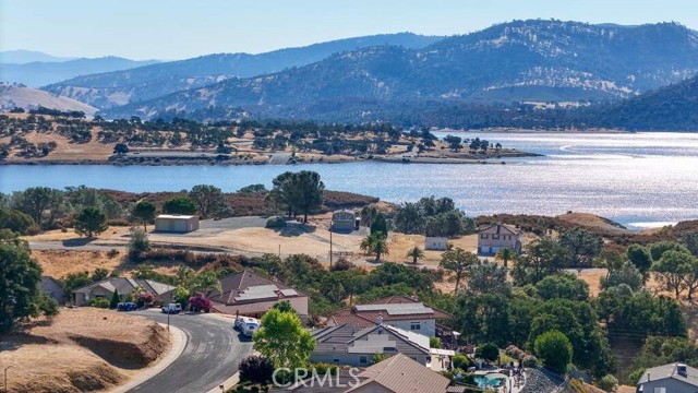 Detail Gallery Image 2 of 10 For 1121 Paradise Peak, Valley Springs,  CA 95252 - – Beds | – Baths