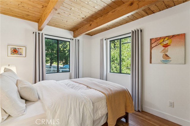 Detail Gallery Image 21 of 57 For 113 Brentwood, Lake Arrowhead,  CA 92352 - 6 Beds | 5/1 Baths