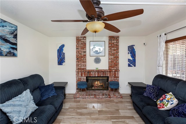 Detail Gallery Image 12 of 40 For 3068 N Mojave Ct, Highland,  CA 92346 - 4 Beds | 3 Baths