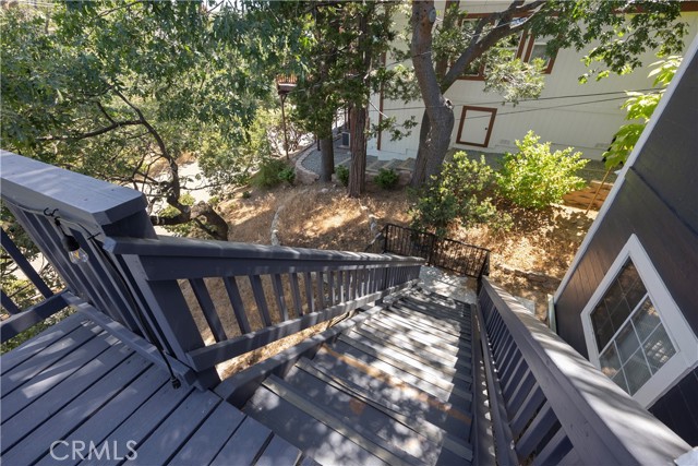28833 Manitoba Drive, Lake Arrowhead CA: https://media.crmls.org/medias/e74d6a0a-5af0-4a3c-a763-6c9f4da93424.jpg