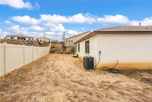 Detail Gallery Image 33 of 35 For 1316 Mandrake Ct, Calimesa,  CA 92320 - 3 Beds | 2/1 Baths