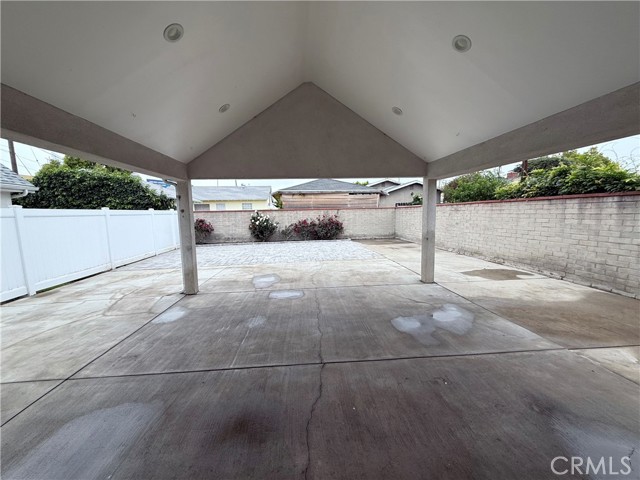 6346 Goodland Place, North Hollywood CA: https://media.crmls.org/medias/e74de820-9417-4366-86dc-e7bad4c30b2e.jpg