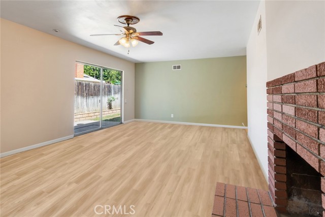 Detail Gallery Image 3 of 23 For 6720 Saint James Court, Riverside,  CA 92504 - 4 Beds | 2 Baths