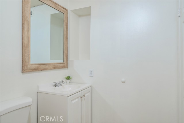 Detail Gallery Image 18 of 27 For 2602 Monte Carlo Dr #10,  Santa Ana,  CA 92706 - 3 Beds | 2/1 Baths