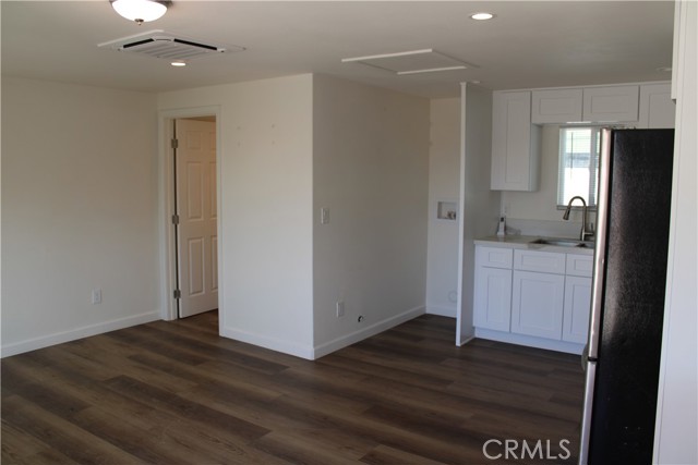 1019 E Cameron Avenue, West Covina CA: https://media.crmls.org/medias/e74e4850-e730-40bc-ba50-53c194720098.jpg