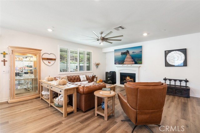 Detail Gallery Image 20 of 56 For 26219 Silver Birch, Menifee,  CA 92584 - 6 Beds | 4/1 Baths