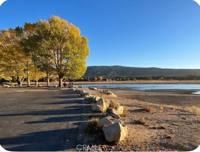 605 Kean Way, Big Bear City CA: https://media.crmls.org/medias/e74ed403-2936-4e82-ae47-839881f92d39.jpg