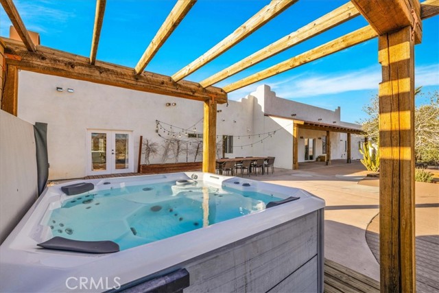 7423 Juniper Road, Joshua Tree CA: https://media.crmls.org/medias/e74f481e-3aac-4e3f-bfaa-f5baa0d5212d.jpg