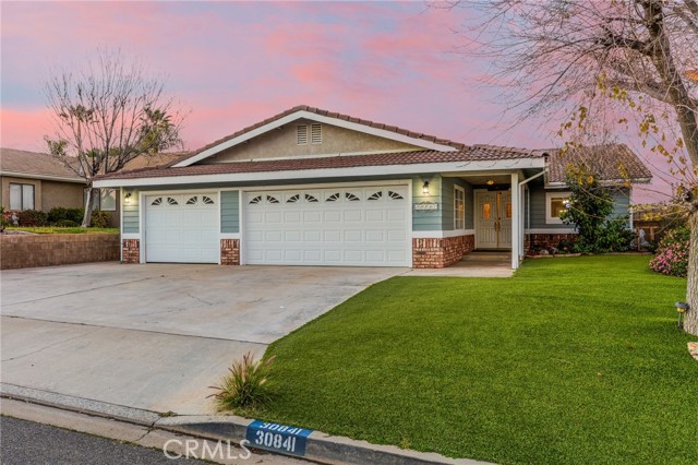 Detail Gallery Image 32 of 42 For 30841 Long Point, Canyon Lake,  CA 92587 - 3 Beds | 2 Baths