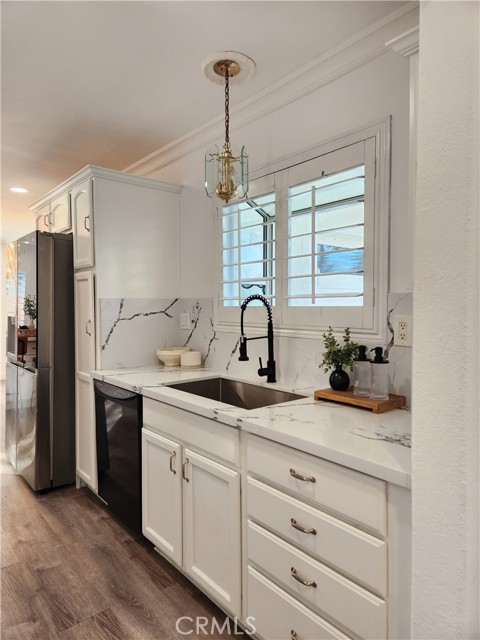 Detail Gallery Image 7 of 35 For 1626 E 15th St, Santa Ana,  CA 92701 - 4 Beds | 2 Baths