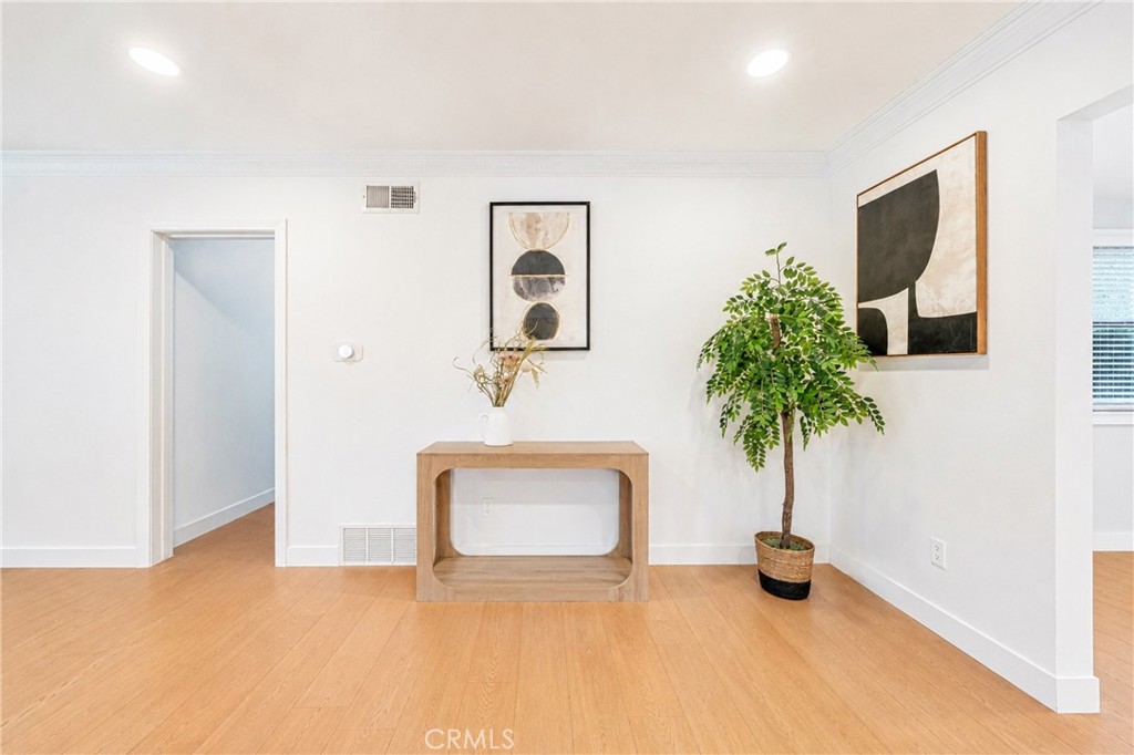 MLS #WS26158774 image #4