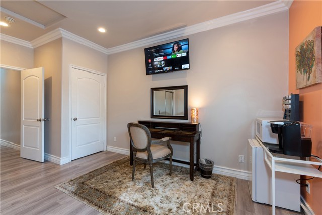 Image 25 of 30 For 12102 La Cienega Boulevard