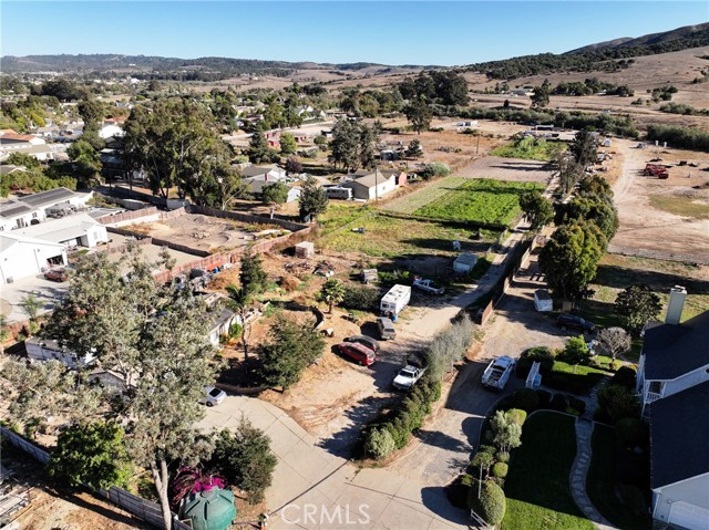 1418 Solomon Road, Santa Maria CA: https://media.crmls.org/medias/e75108db-cdc0-4cee-93dc-19dbdc1832d2.jpg