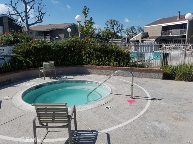 2821 S Fairview Street, Santa Ana CA: https://media.crmls.org/medias/e7512656-86e6-4dc9-b355-42afa041022a.jpg