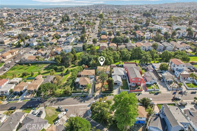 811 W Oliver Street, San Pedro CA: https://media.crmls.org/medias/e753b937-fc9c-4b16-8eb1-cacffd6c2916.jpg