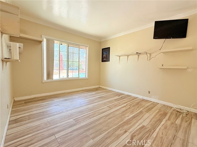 Detail Gallery Image 10 of 22 For 29031 Lakeview, Nuevo,  CA 92567 - 3 Beds | 3 Baths