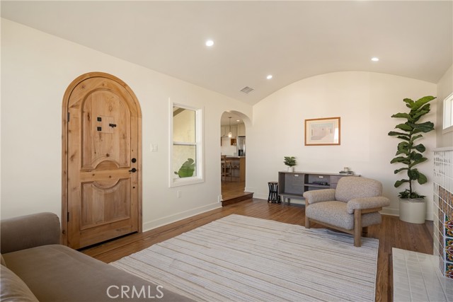 Detail Gallery Image 15 of 54 For 2014 W 84th St, Los Angeles,  CA 90047 - 3 Beds | 2 Baths