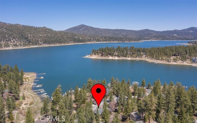 Detail Gallery Image 8 of 29 For 752 Cove Dr, Big Bear Lake,  CA 92315 - 4 Beds | 2 Baths