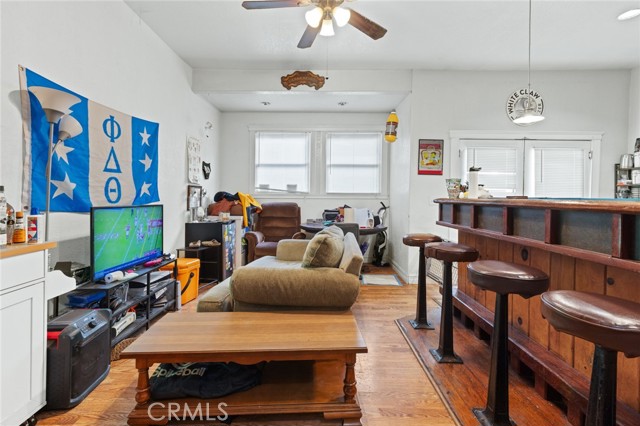 Detail Gallery Image 12 of 23 For 831 Rio Chico Way, Chico,  CA 95928 - 7 Beds | 2 Baths