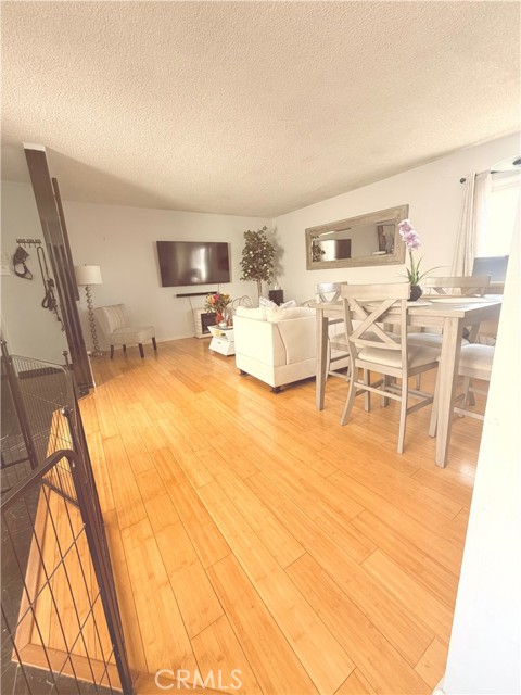 Detail Gallery Image 7 of 24 For 5300 Fairview #19,  Los Angeles,  CA 90056 - 2 Beds | 1 Baths