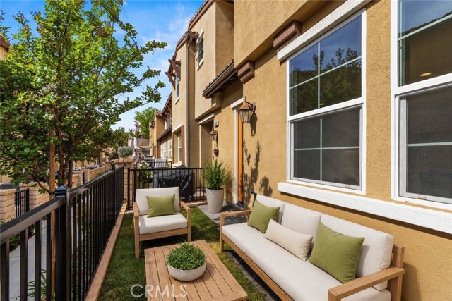 28637 Solana Court, Valencia CA: https://media.crmls.org/medias/e7575946-feea-4399-88e2-bb2a3bf66e64.jpg