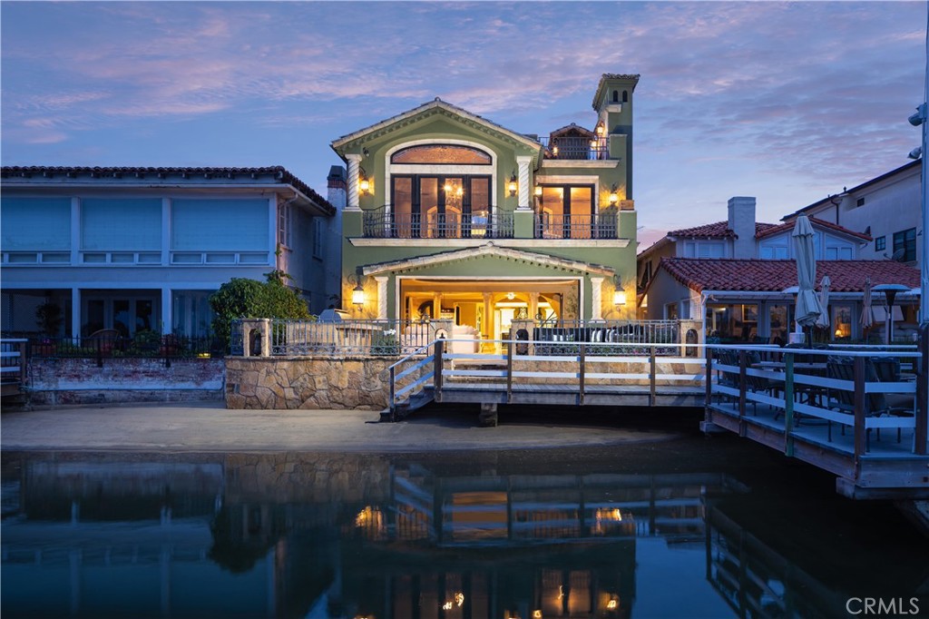 1310 W Bay Ave, Newport Beach, CA 92661