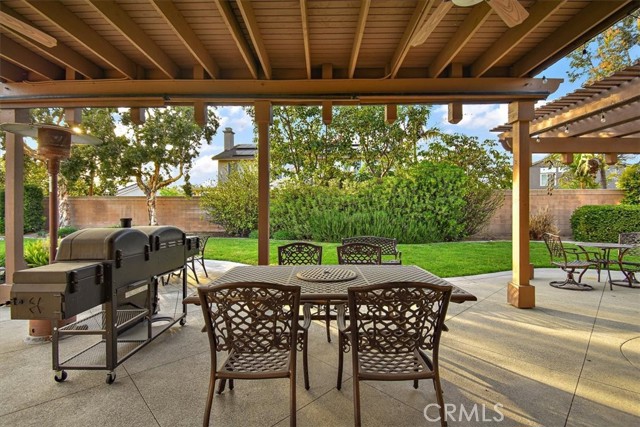 14132 Peral Court, Chino CA: https://media.crmls.org/medias/e758f3a8-2778-4da0-a595-3125ab54b249.jpg