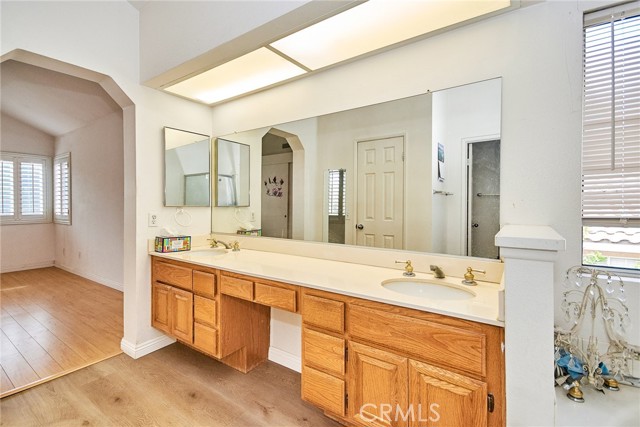 Detail Gallery Image 34 of 49 For 9615 Shadow Springs Dr, Moreno Valley,  CA 92557 - 4 Beds | 3 Baths