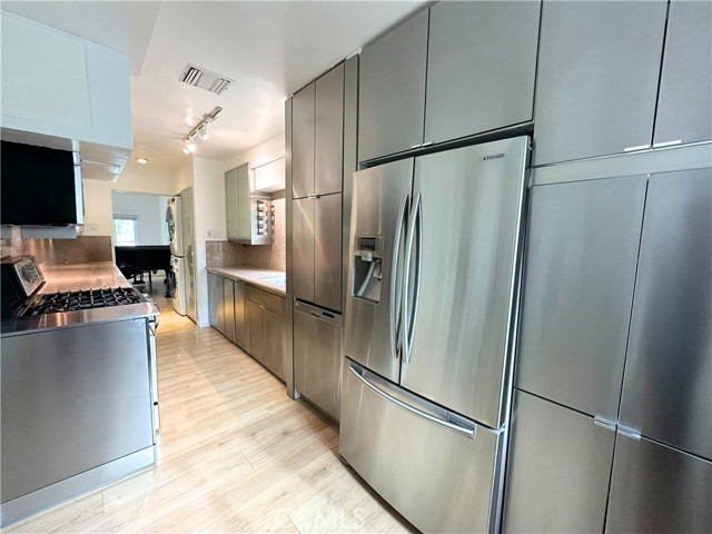 MLS #SR25243594 image #12