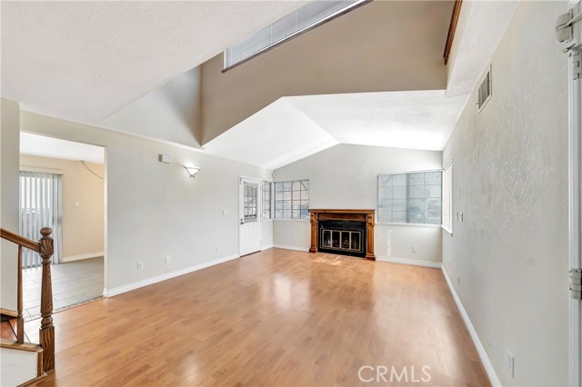 Detail Gallery Image 13 of 54 For 42935 Lemonwood, Lancaster,  CA 93536 - 3 Beds | 3 Baths