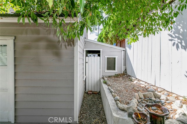 Detail Gallery Image 34 of 37 For 2737 Rustic Ln, Glendale,  CA 91208 - 1 Beds | 1 Baths