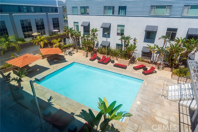435 W Center Street, Anaheim CA: https://media.crmls.org/medias/e75b37f5-f854-40de-a70a-9d5e8994b0c6.jpg