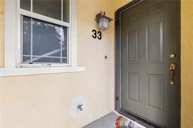 Image 2 of 16 For 33 Chadron  