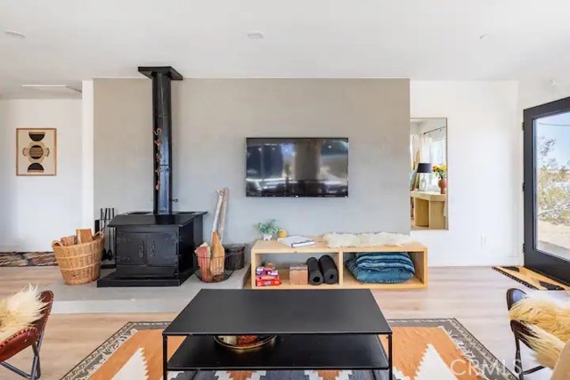 4044 Polaris Avenue, Joshua Tree CA: https://media.crmls.org/medias/e75c2b5a-363f-4997-a376-d7be7099ff53.jpg