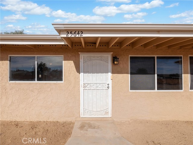 Detail Gallery Image 3 of 27 For 25642 Weaver Rd, Barstow,  CA 92311 - 4 Beds | 1/1 Baths