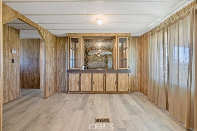 Detail Gallery Image 10 of 45 For 13941 9th Ave, Hanford,  CA 93230 - 3 Beds | 2 Baths