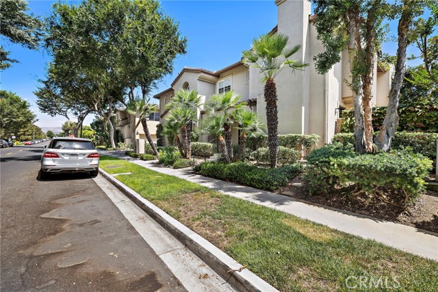 Detail Gallery Image 2 of 51 For 82 Rosenblum, Irvine,  CA 92602 - 3 Beds | 2/1 Baths