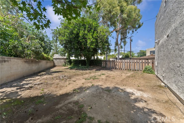 1553 Dennis Place, West Covina CA: https://media.crmls.org/medias/e75c87f5-a5f7-49b1-afa9-44eb14c4016d.jpg