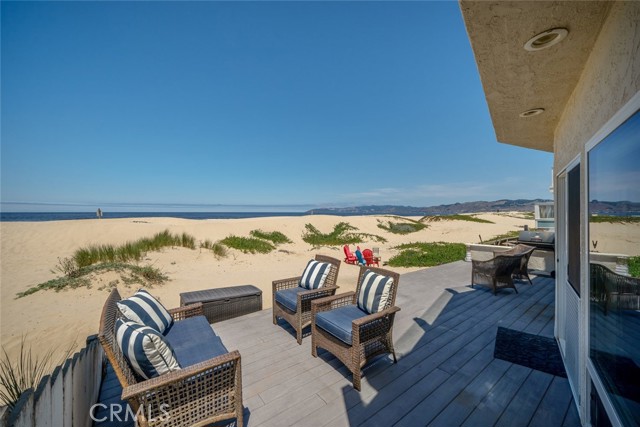 Detail Gallery Image 16 of 63 For 1652 Strand Way, Oceano,  CA 93445 - 4 Beds | 4/1 Baths