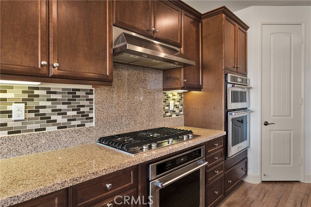 11300 River Run Street, Apple Valley CA: https://media.crmls.org/medias/e75cef55-4c59-4bfe-9bac-ee8e217d2a8a.jpg