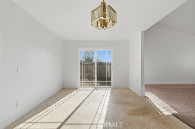 Detail Gallery Image 11 of 67 For 658 Glenmore, Glendale,  CA 91206 - 4 Beds | 3 Baths